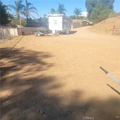 7600 Live Oak Dr, Jurupa Valley, CA 92509