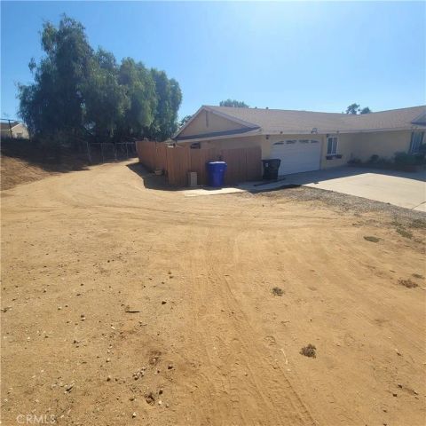 7600 Live Oak Dr, Jurupa Valley, CA 92509