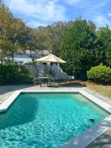 258 Seabreeze Circle, Inlet Beach, FL 32461