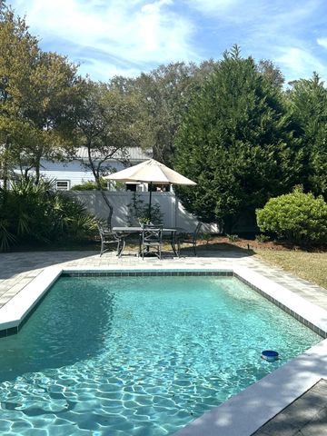 258 Seabreeze Circle, Inlet Beach, FL 32461