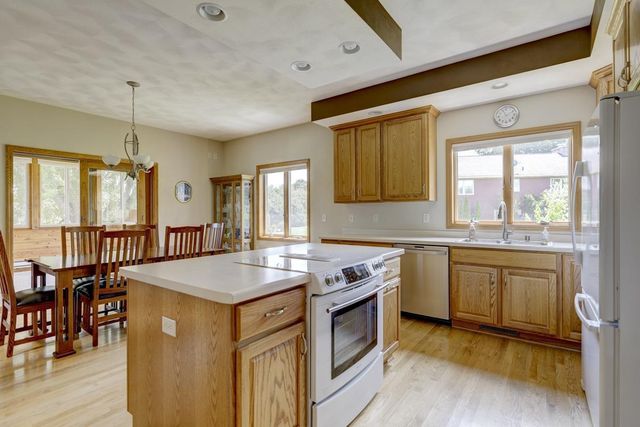 2754 Star Crest Trail, Sun Prairie, WI 53590