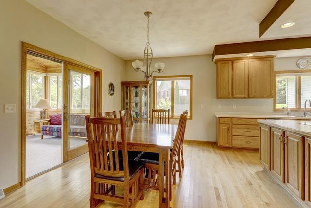 2754 Star Crest Trail, Sun Prairie, WI 53590