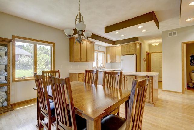 2754 Star Crest Trail, Sun Prairie, WI 53590