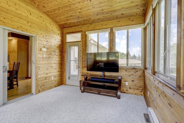 2754 Star Crest Trail, Sun Prairie, WI 53590