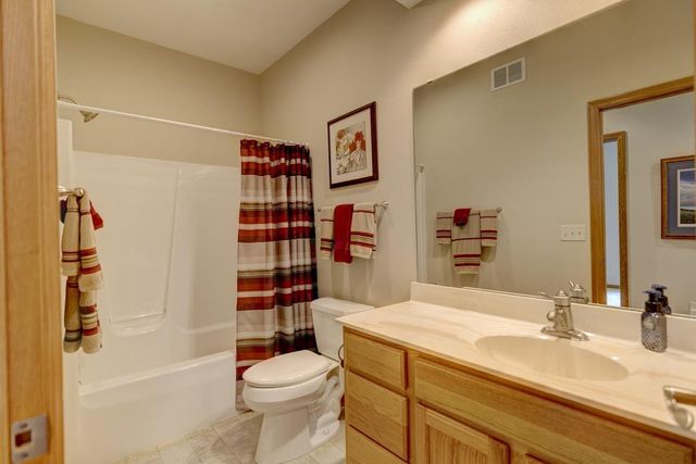 2754 Star Crest Trail, Sun Prairie, WI 53590