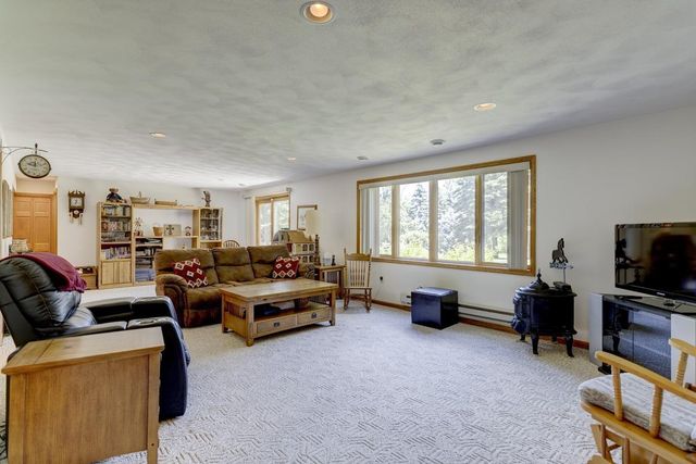 2754 Star Crest Trail, Sun Prairie, WI 53590