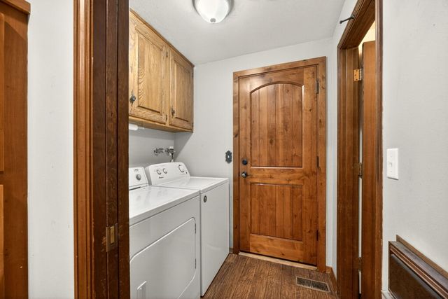 704 NW Sandy Drive, Grants Pass, OR 97526