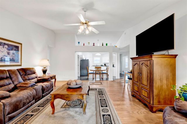 9074 Caribbean Dr, Pensacola, FL 32506