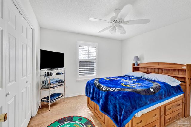 9074 Caribbean Dr, Pensacola, FL 32506