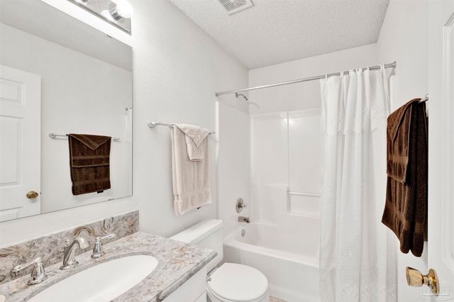 9074 Caribbean Dr, Pensacola, FL 32506