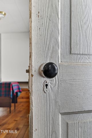 15439 Prices Bridge Road, Glade Spring, VA 24340