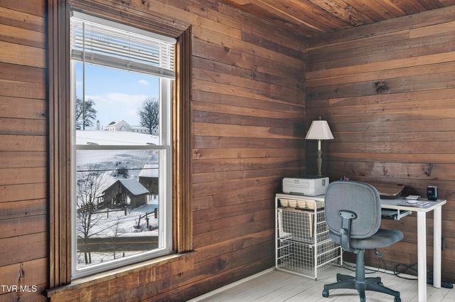 15439 Prices Bridge Road, Glade Spring, VA 24340