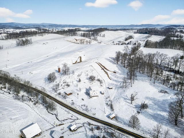 15439 Prices Bridge Road, Glade Spring, VA 24340