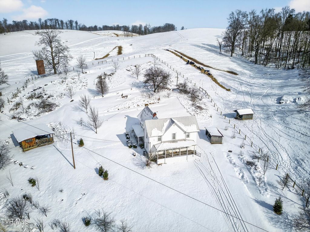 15439 Prices Bridge Road, Glade Spring, VA 24340