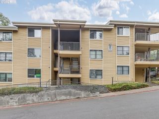 9900 Se TALBERT St, Clackamas, OR 97015