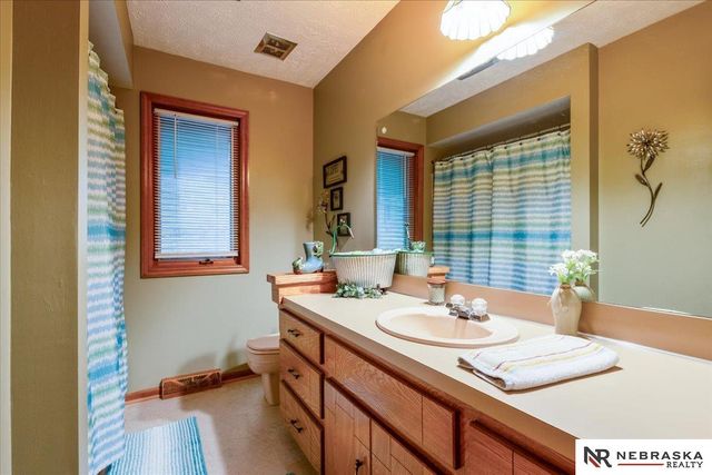 2101 Pinto Road, Ashland, NE 68003