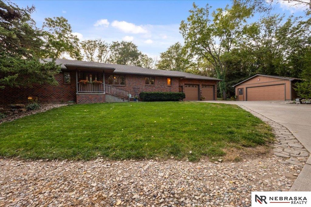 2101 Pinto Road, Ashland, NE 68003