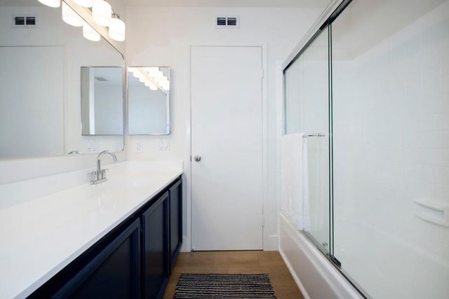 561 Thain Way, Palo Alto, CA 94306