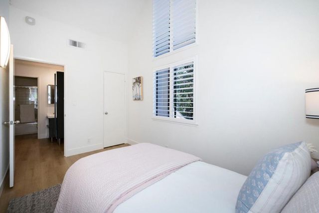 561 Thain Way, Palo Alto, CA 94306