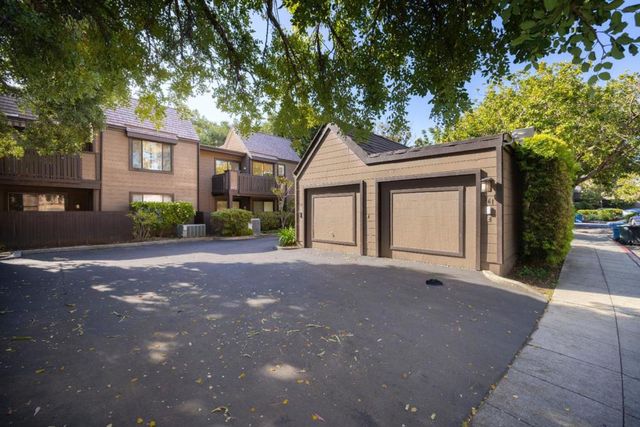 561 Thain Way, Palo Alto, CA 94306