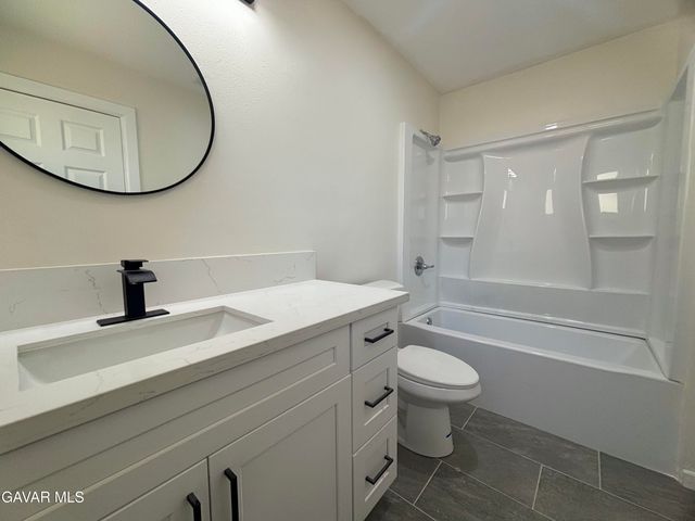 7871 Eucalyptus Avenue, California City, CA 93505