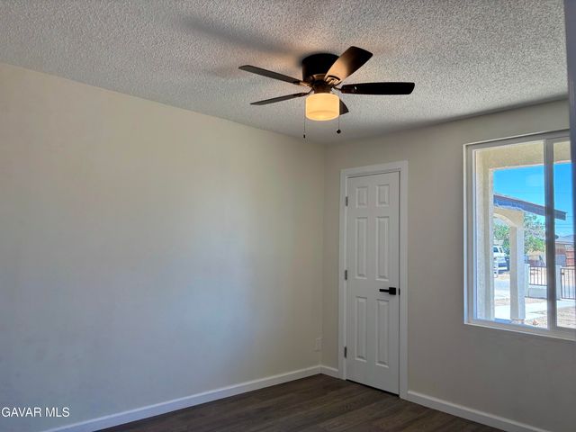 7871 Eucalyptus Avenue, California City, CA 93505
