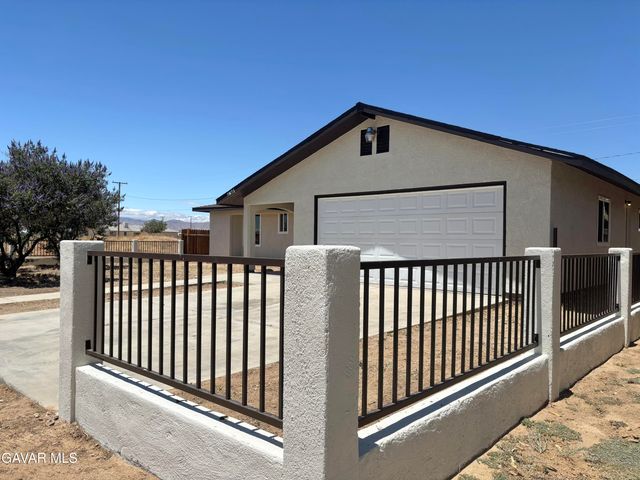 7871 Eucalyptus Avenue, California City, CA 93505