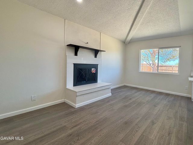 7871 Eucalyptus Avenue, California City, CA 93505