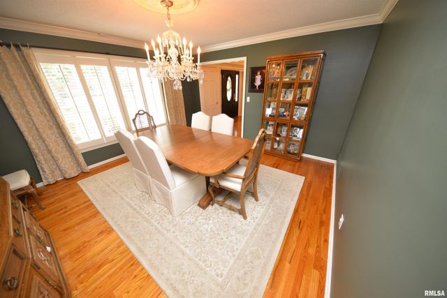 616 SEVILLE Drive, Mt Vernon, IL 62864