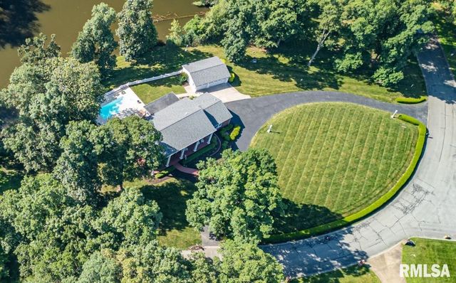 616 SEVILLE Drive, Mt Vernon, IL 62864