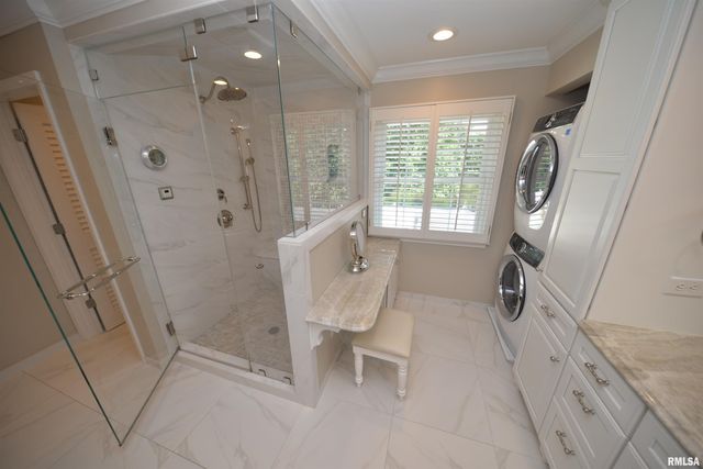 616 SEVILLE Drive, Mt Vernon, IL 62864