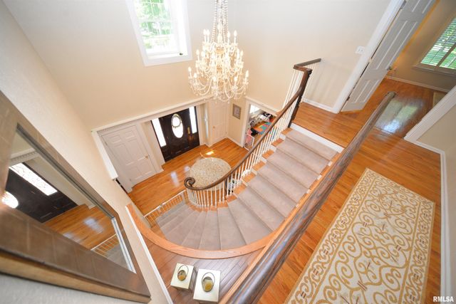 616 SEVILLE Drive, Mt Vernon, IL 62864