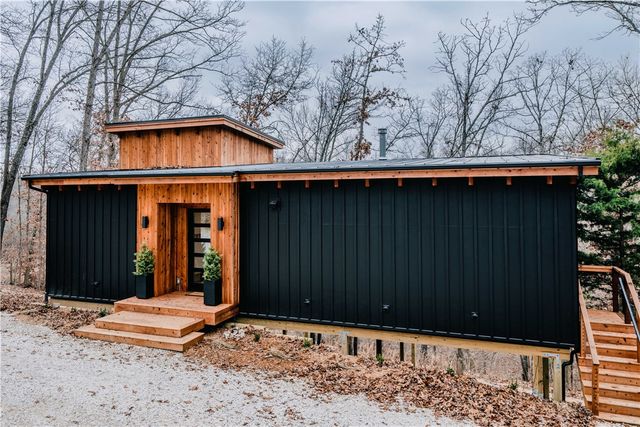 9961 Coose Bay Boulevard, Rogers, AR 72756