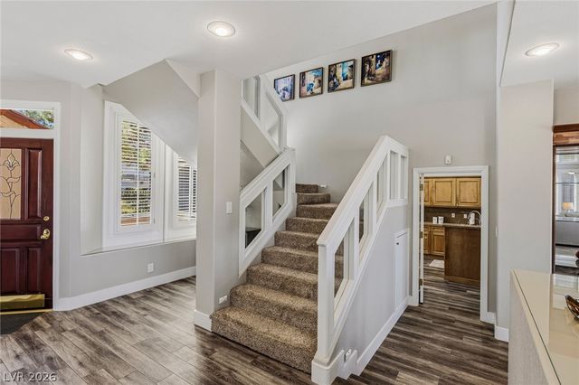 8060 Castle Pines Avenue, Las Vegas, NV 89113