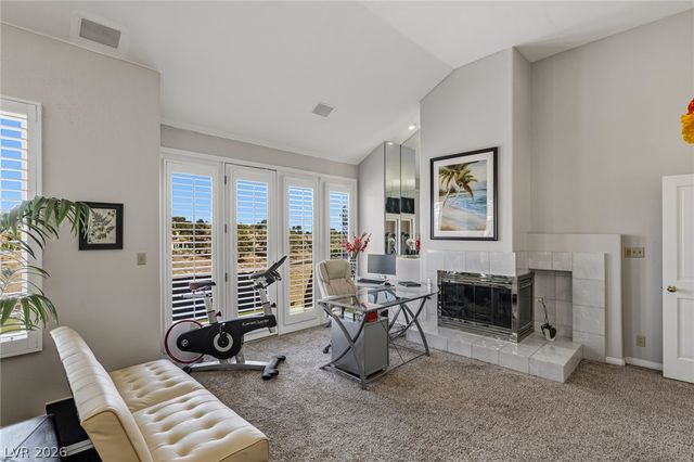 8060 Castle Pines Avenue, Las Vegas, NV 89113