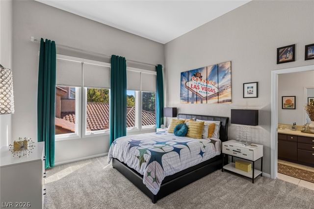 8060 Castle Pines Avenue, Las Vegas, NV 89113
