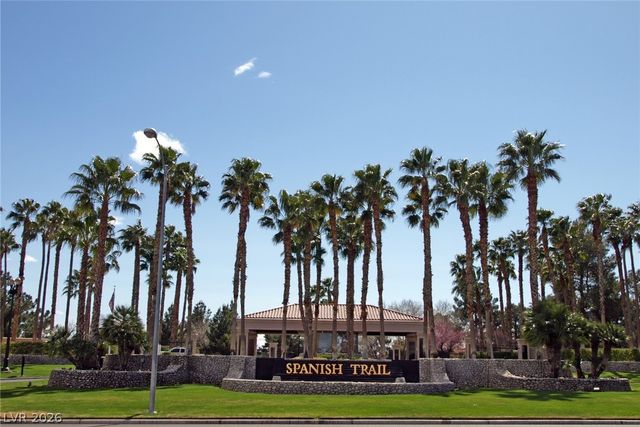 8060 Castle Pines Avenue, Las Vegas, NV 89113
