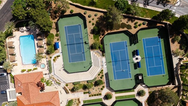 8060 Castle Pines Avenue, Las Vegas, NV 89113