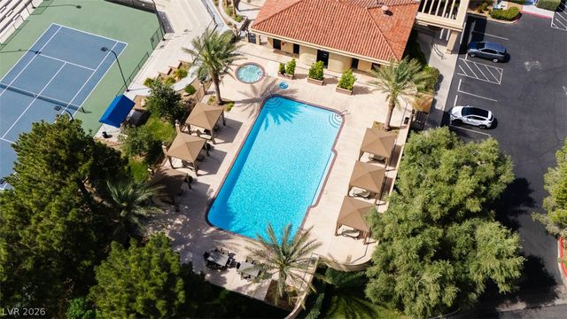 8060 Castle Pines Avenue, Las Vegas, NV 89113