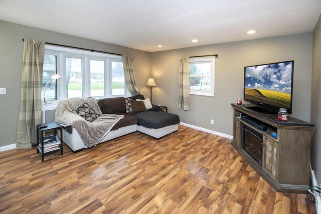 1707 Wind Dale DRIVE, Racine, WI 53402