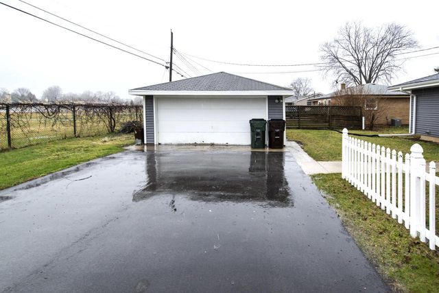 1707 Wind Dale DRIVE, Racine, WI 53402