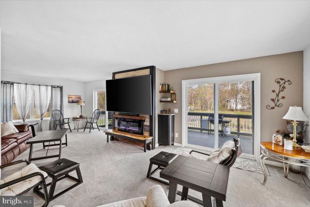228 CRANBERRY DRIVE, Blakeslee, PA 18610