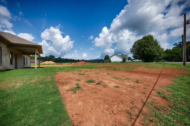 20077 Sandlin Road, Elkmont, AL 35620
