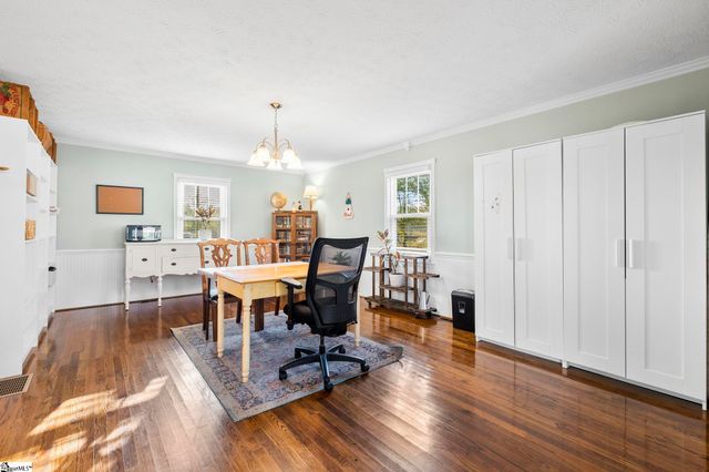 661 Cooley Road, Gray Court, SC 29645