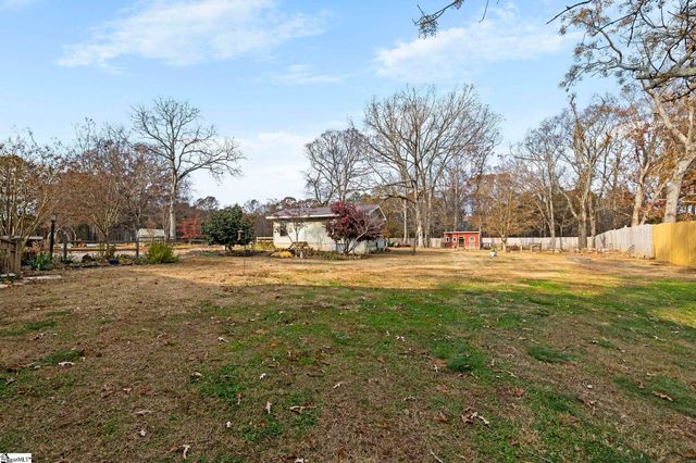 661 Cooley Road, Gray Court, SC 29645