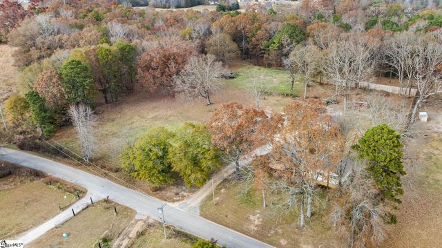 661 Cooley Road, Gray Court, SC 29645