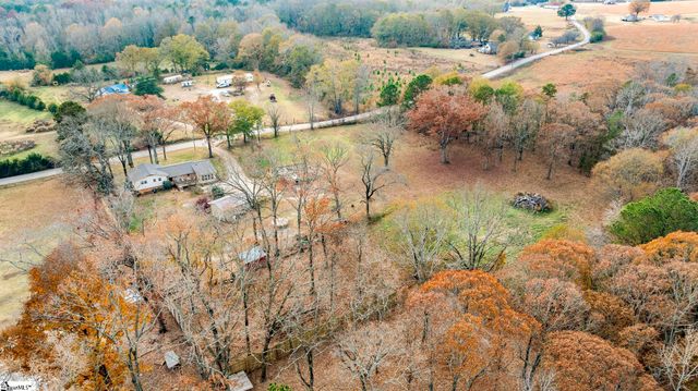 661 Cooley Road, Gray Court, SC 29645