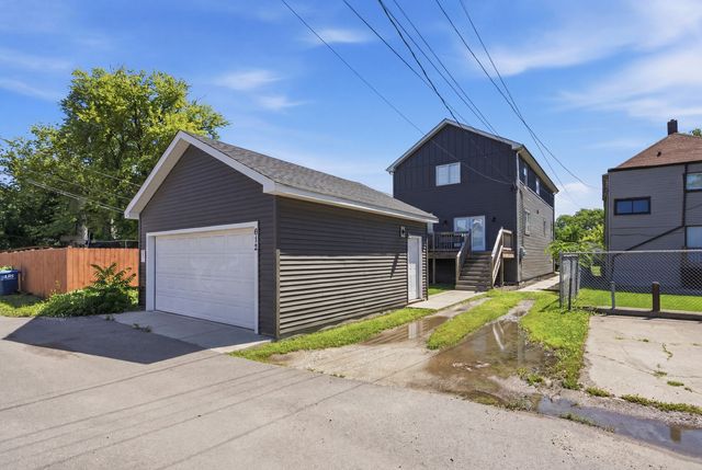 612 S 13th Avenue, Maywood, IL 60153