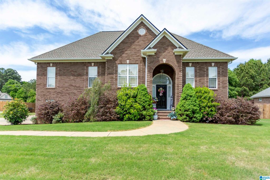 630 TENBURY LANE, Cropwell, AL 35054