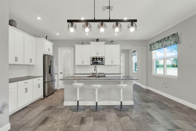 15975 MARINA BAY DRIVE, Winter Garden, FL 34787